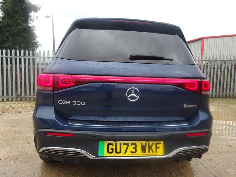 2023 73 REG MERCEDES BENZ EQB 300 AMG LINE 4MATIC ELECTRIC AUTO DAMAGED SALVAGE