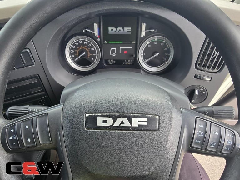 2014 (64) DAF FA LF 250 4x2 18 Ton Flatbed Crane - 219000kms