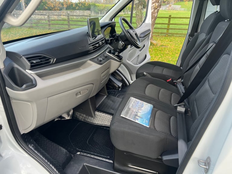 MAXUS DELIVER 9 D20 2.0 150PS FWD L3 COMPRESSOR WORKSHOP VAN 74 REG 19,100 MILES