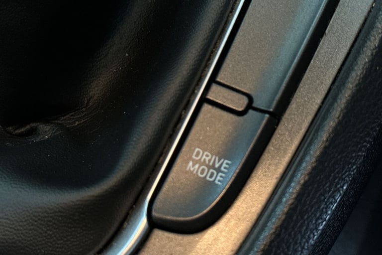 2022 Hyundai KONA 95760 Hatchback Petrol Manual
