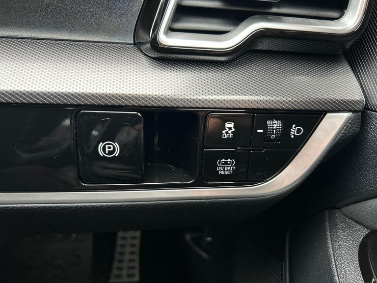 2025 Kia Sportage 1.6 h T-GDi GT-Line SUV 5dr Petrol Hybrid Auto Euro 6 (s/s) (207 bhp) SUV PETRO...