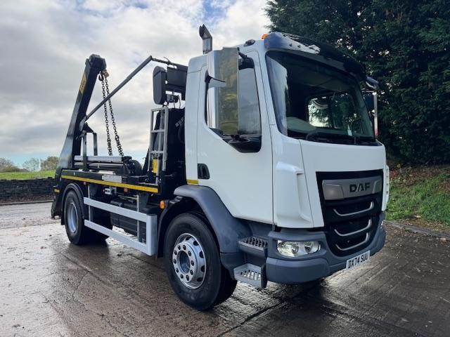 image for 2024 74 DAF LF 260 Euro 6 Hyva extending arm skip loader sheet 34kms