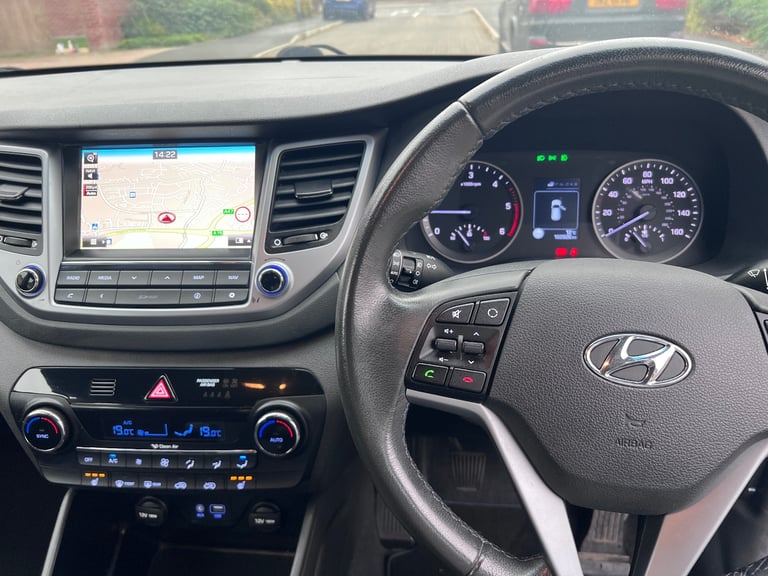 Hyundai, TUCSON, Estate, 2016, Manual, 1685 (cc), 5 doors