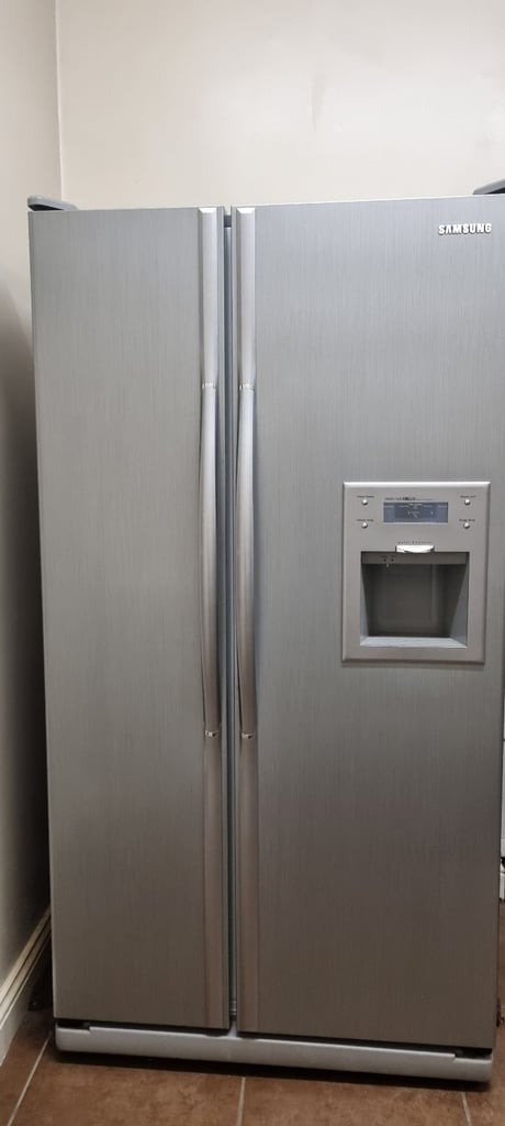 Samsung American Style Fridge Freezer