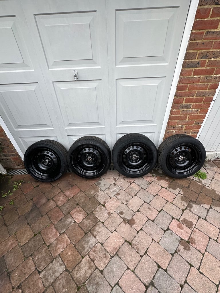 🌟Volkswagen 16” Banded Steels 5x112 With Excellent Tyres Front 195/55/16 Rear 205/55/16 VAG