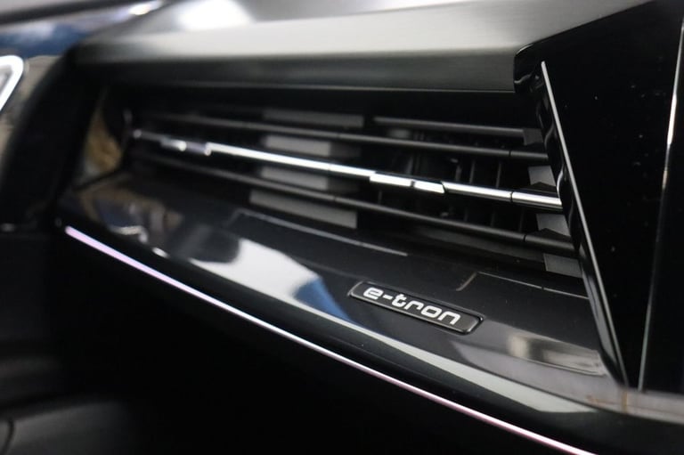 2023 Audi Q4 e-tron 35 S line SUV 5dr Auto 55kWh (APPLE CAR PLAY) ESTATE ELECTRIC Automatic