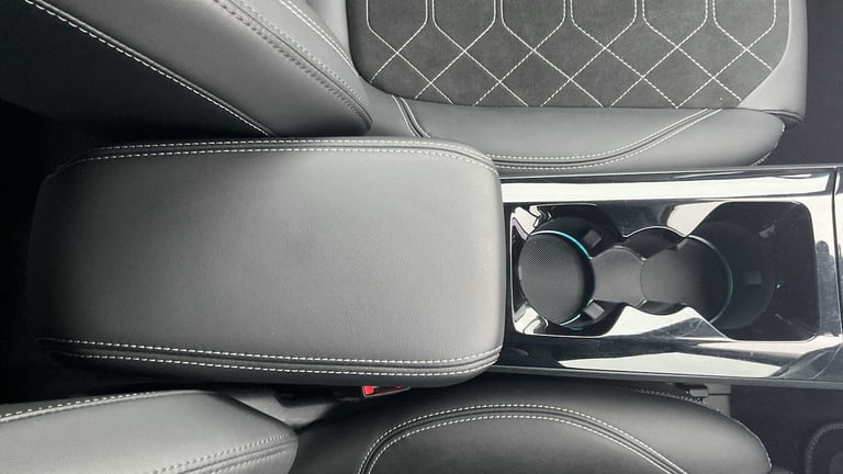 2025 Ford Puma 123kW Premium 43kWh 5dr Auto Hatchback Electric Automatic