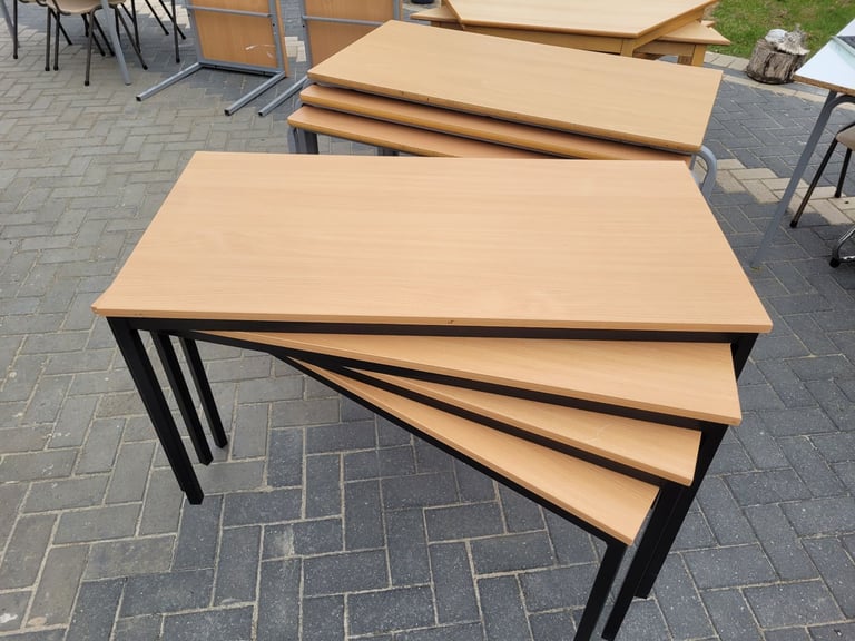 Primary school age Classroom Tables