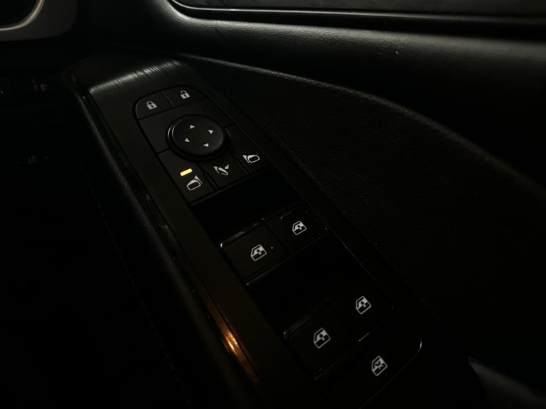 2022 Nissan Qashqai 1.3 DIG-T MHEV N-Connecta Euro 6 (s/s) 5dr HATCHBACK Petrol/Electric Hybrid M...