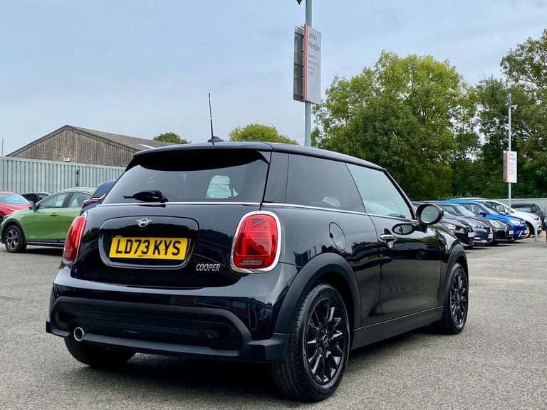 2023 MINI Hatch 1.5 Cooper Classic Hatchback 3dr Petrol Manual Euro 6 (s/s) (136 ps) Hatchback Pe...