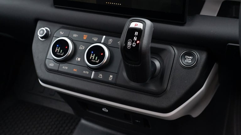 2025 Land Rover Defender (25 Reg) 90 3.0 D250 S Hard Top Commercial (3 Seat) (+VAT) Panel Van Die...