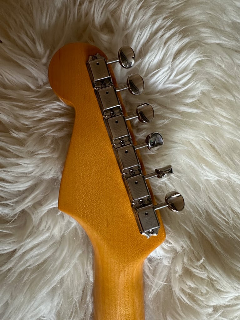 Fender Stratocaster Thinline - Eric Johnson US Artist Series - Mint!