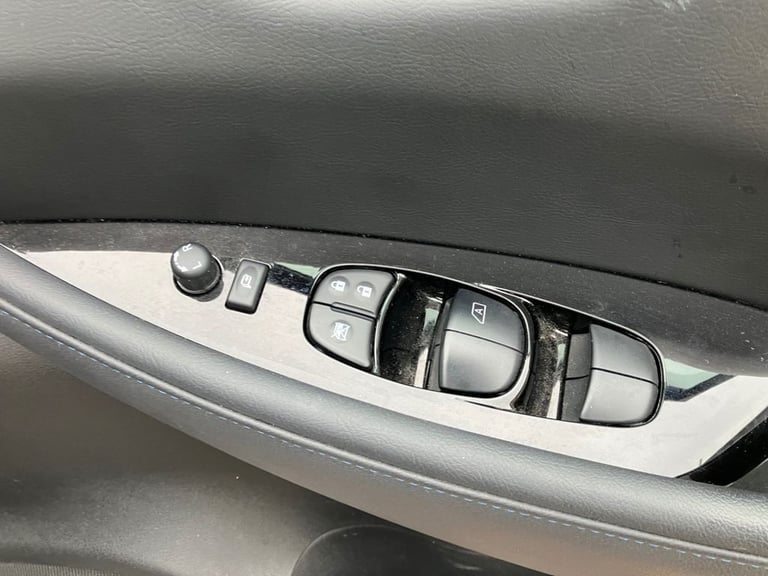 2022 Nissan Leaf 160kW e+ Tekna 62kWh 5dr Auto HATCHBACK ELECTRIC Automatic