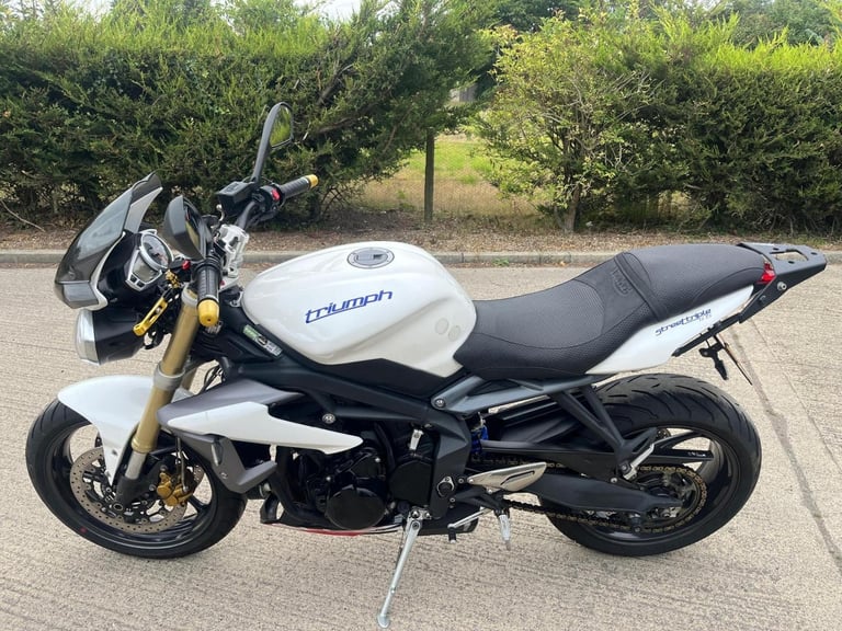 2013 13 TRIUMPH STREET TRIPLE 675 ABS WHITE CLEAN 17k MILES NAKED