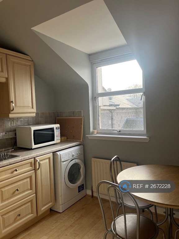 2 bedroom flat in Riverside Manor, Aberdeen, AB10 (2 bed) (#2672228)