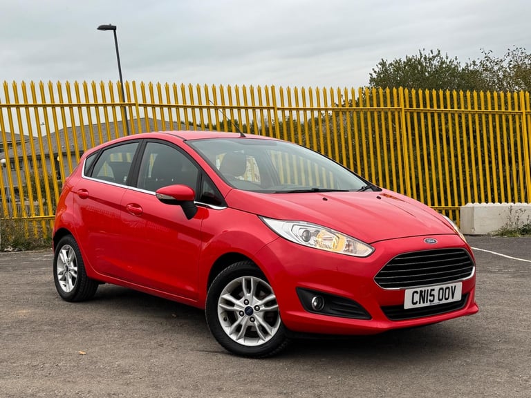 image for 2015 Ford Fiesta 1.0T EcoBoost Zetec Euro 6 (s/s) 5dr HATCHBACK Petrol Manual