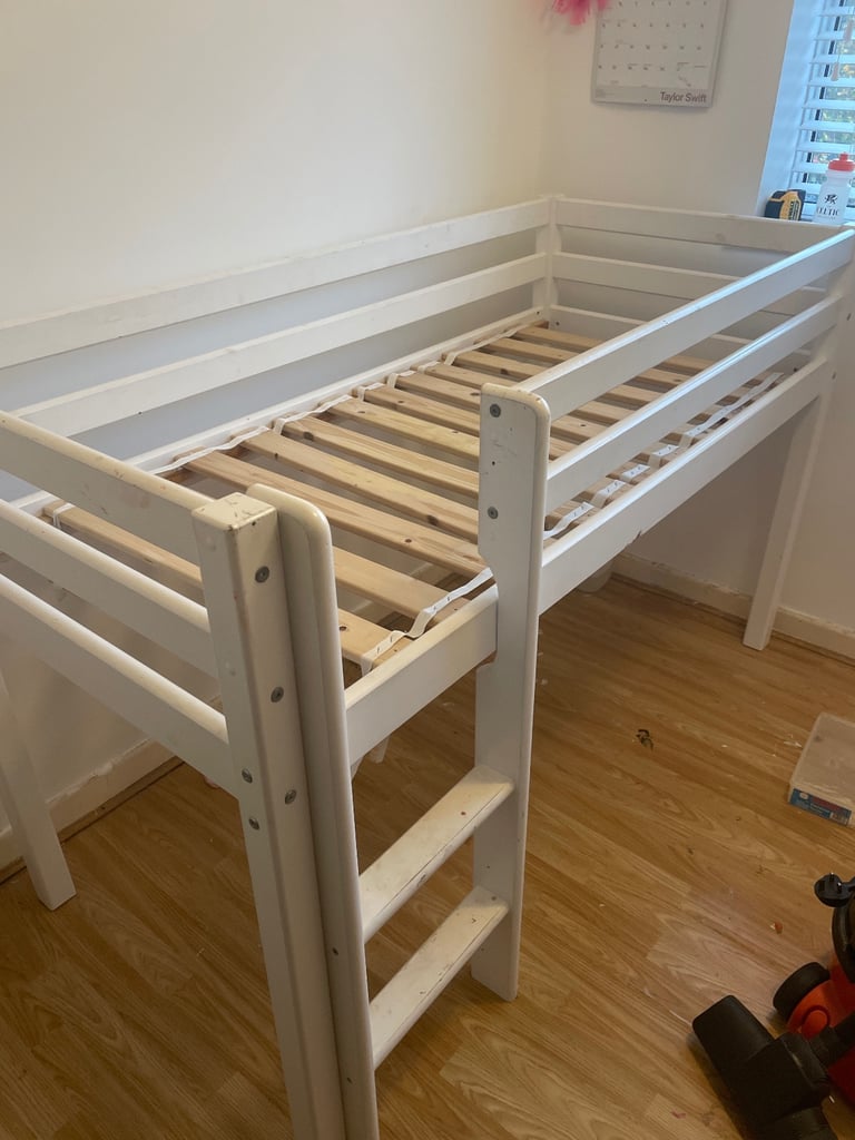 image for Cabin bed
