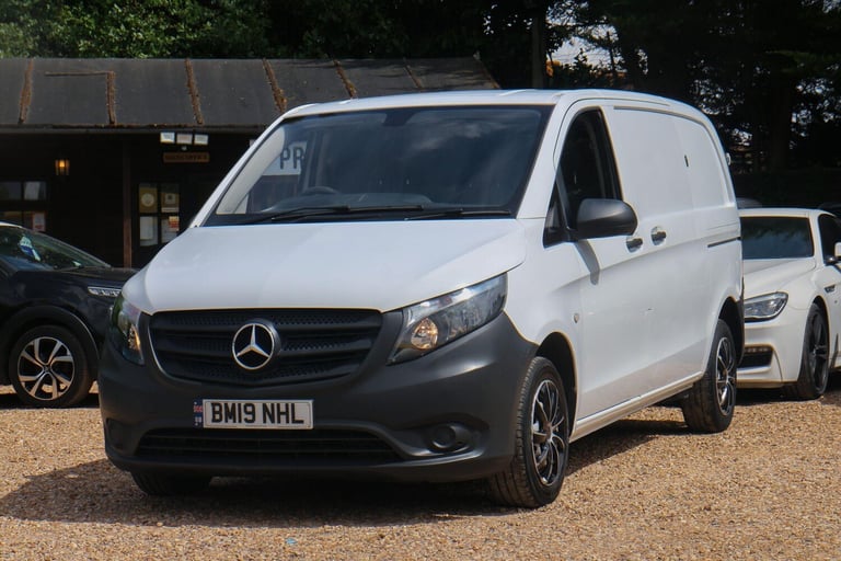  Mercedes-Benz Vito 2.1 114 CDI BlueTEC RWD L1 Euro 6 (s/s) 5dr Diesel Manual