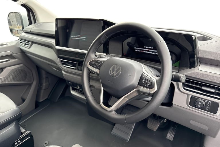 2025 Volkswagen Transporter 2.0 TDI 150 Commerce Pro Van Auto PANEL VAN DIESEL Automatic