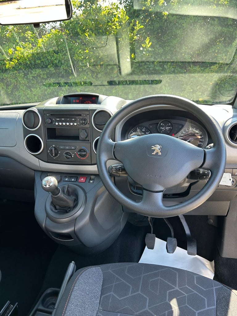Peugeot Partner 1.6 HDi WAV Wheelchair Accessible Vehicle Disability Car