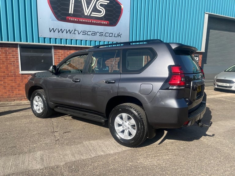 2022 Toyota Landcruiser 2.8D Active Auto 4WD LWB Euro 6 (s/s) 5dr PANEL VAN Diesel Automatic