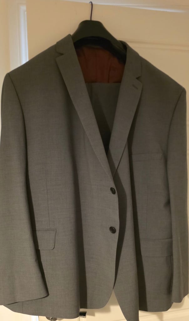 image for MENS GREY 3 PIECE SUIT