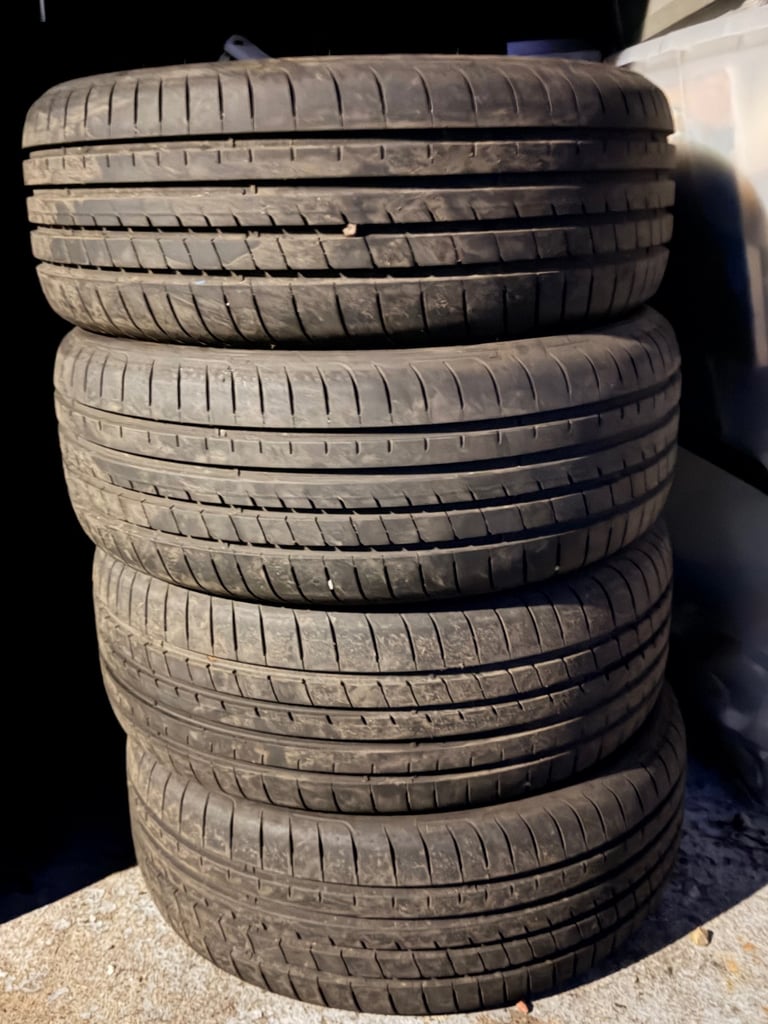 Goodyear Eagle F1 215/45/18 (NEARLY NEW)