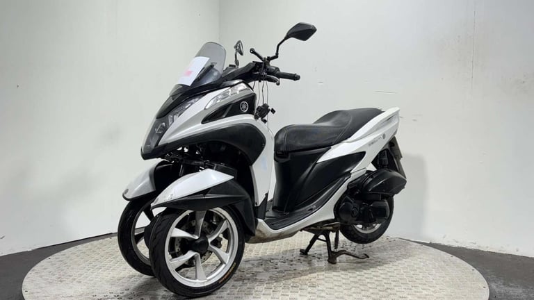 Yamaha Tricity [Phone number removed]K NON RUNNING PROJECT SCOOTER 125CC TRIKE 3 WHEELER