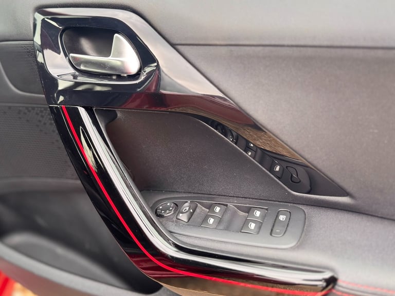 2015 Peugeot 208 1.6 BlueHDi 120 GT Line 5dr HATCHBACK Diesel Manual