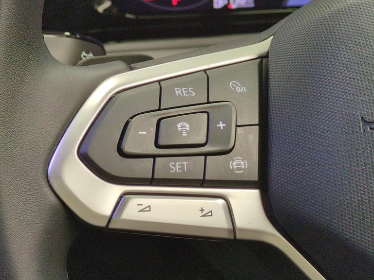2023 Volkswagen Golf 1.5 eTSI MHEV Life Hatchback 5dr Petrol Hybrid DSG Euro 6 (s/s) (150 ps) -  ...