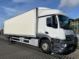 image for Mercedes-Benz Actros 1824 sleeper lwb box tailift low 298k klms NEW STOCK
