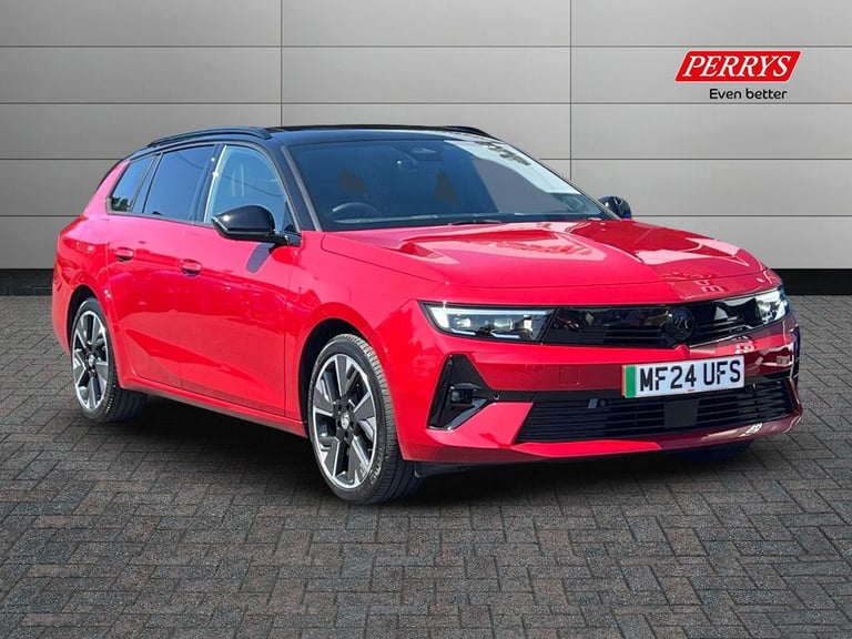 image for 2024 Vauxhall Astra 115kW Ultimate 54kWh 5dr Auto Estate Electric Automatic