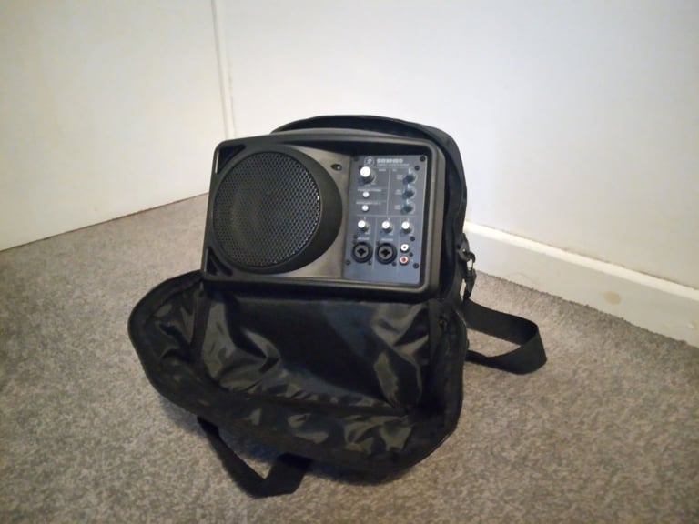 Mackie SRM150 compact active PA/monitor speaker