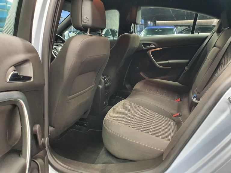 2013 Vauxhall Insignia 2.0 CDTi SRi Vx-line Nav [160] 5dr HATCHBACK DIESEL Manual