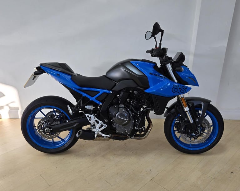 Suzuki GSX-8S