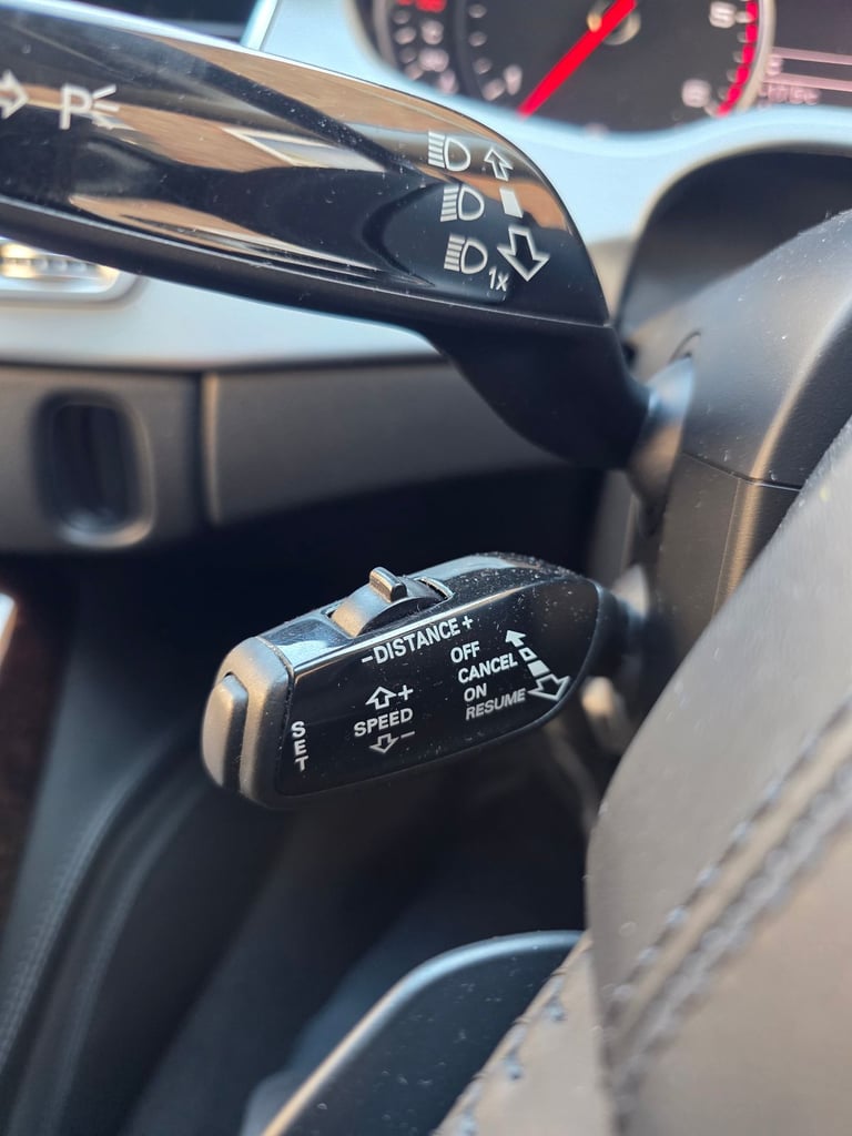 Audi, A8, Saloon, 2010, Semi-Auto, 4134 (cc), 4 doors