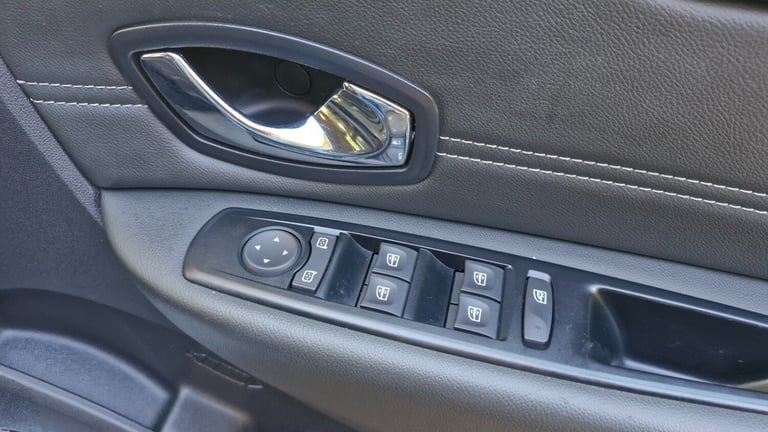 2013 Renault Scenic 1.5 dCi Dynamique TomTom 5dr MPV Diesel Manual