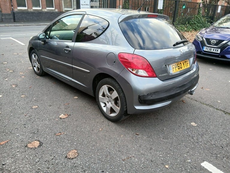 Peugeot 207 SPORT