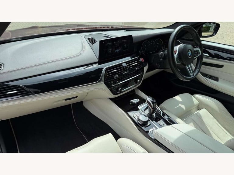 2019 BMW 5 Series 4.4 M5 Auto 4WD 4dr Saloon Petrol Automatic