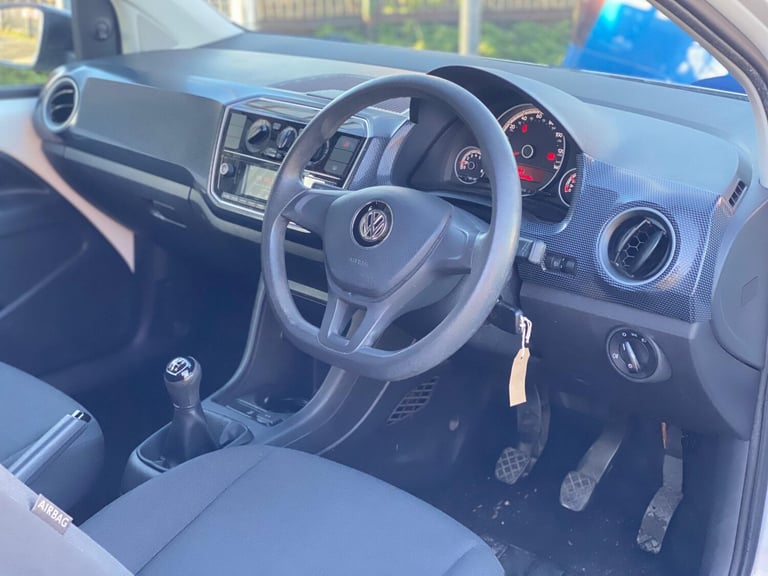 2017 Volkswagen up! 1.0 Move Up 3dr HATCHBACK PETROL Manual