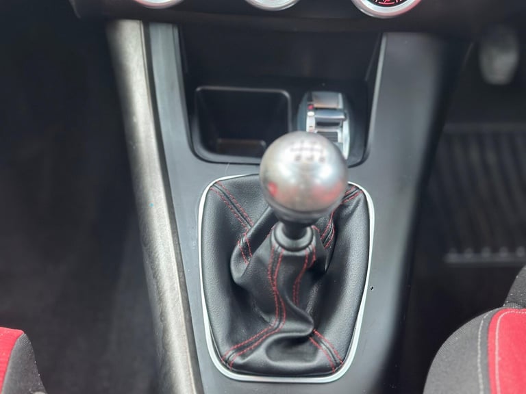 2014 Alfa Romeo Giulietta 1.6 JTDM-2 Collezione 5dr HATCHBACK DIESEL Manual