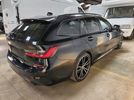 2021 21 BMW 3 SERIES 318d MHT M Sport 5dr Step Auto Black Damaged Salvage