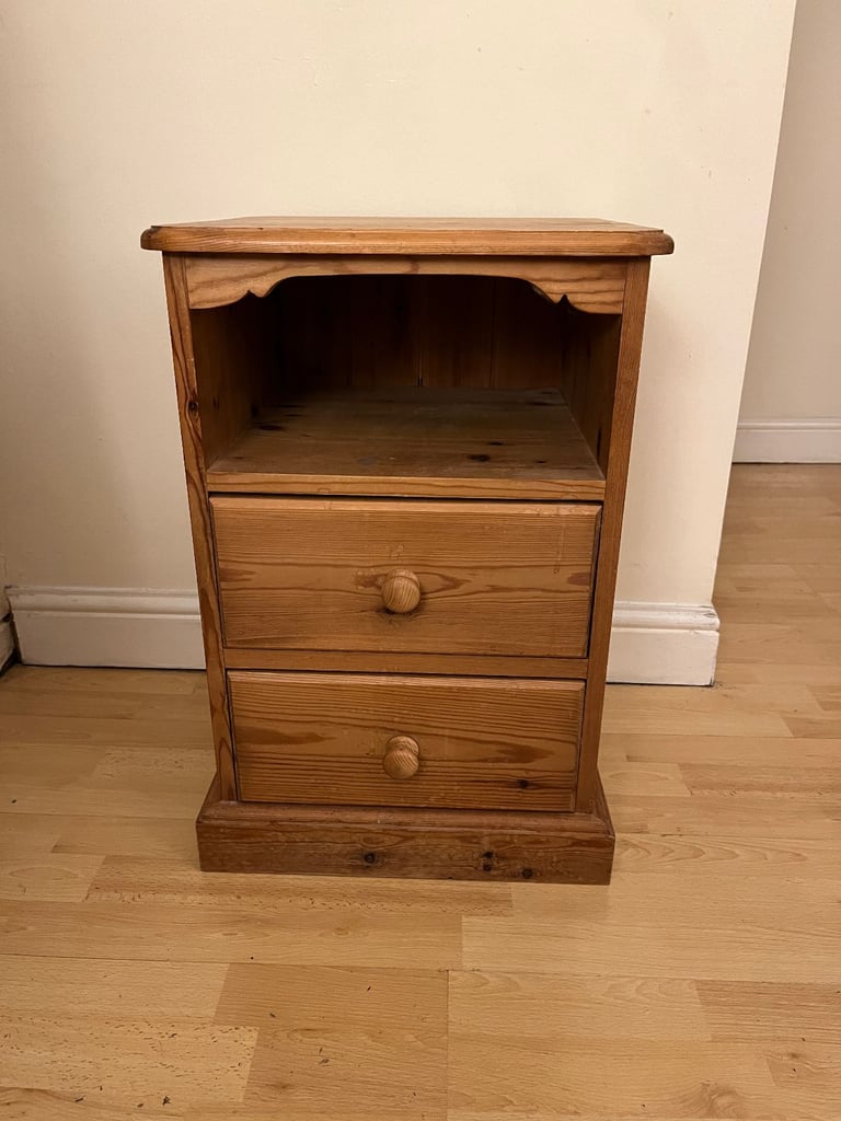 image for Free Bedside table / drawers