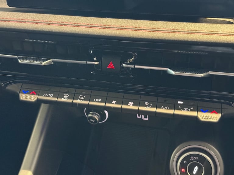 2025 Alfa Romeo Tonale 1.3 PHEV Tributo Italiano 5dr Auto Hatchback Petrol Parallel PHEV Automatic