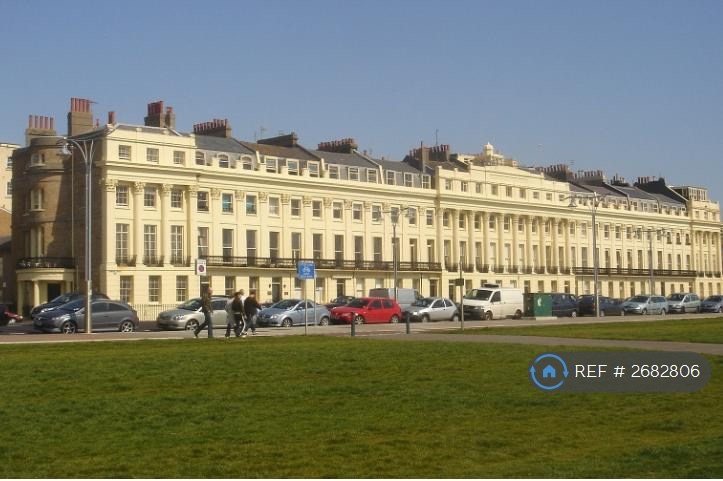 3 bedroom flat in Brunswick Terrace, Hove, BN3 (3 bed) (#2682806)