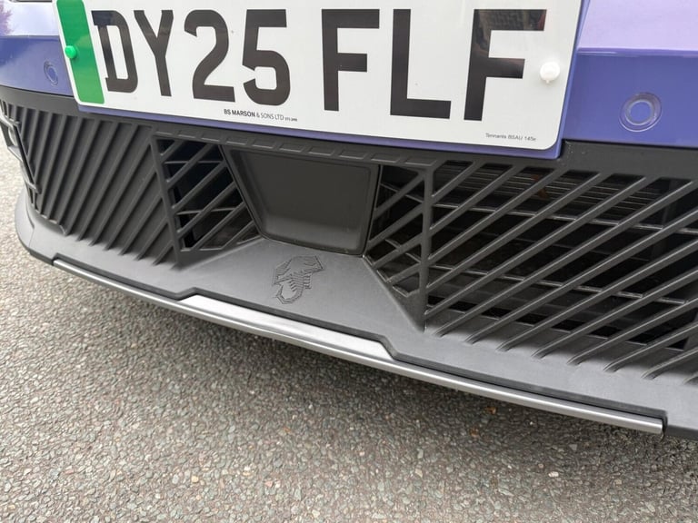 2025 Abarth 600e 54kWh Scorpionissima SUV 5dr Electric Auto (280 ps) Hatchback Electric Automatic