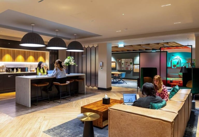 Furnished offices to rent in *Chancery Lane*. Office Spaces for 4 to 150 desks WC2A