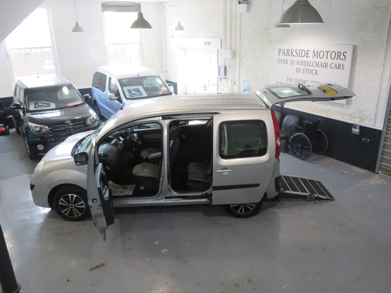 2011 Renault Kangoo WHEELCHAIR CAR DISABLED ACCESS VEHICLE MOBILITY MPV Diesel Manual