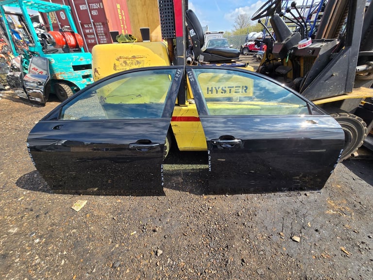 AUDI A4 Avant B9.5 Facelift SINGLE Front Door Black Breaking Parts