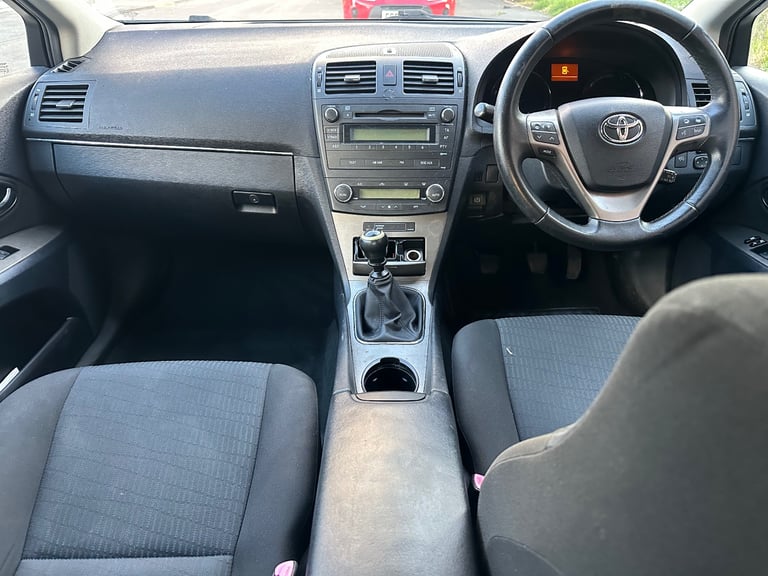 TOYOTA AVENSIS 2009 5DR PETROL**MOT TILL  28/08/2026 EXCELLENT CONDITION